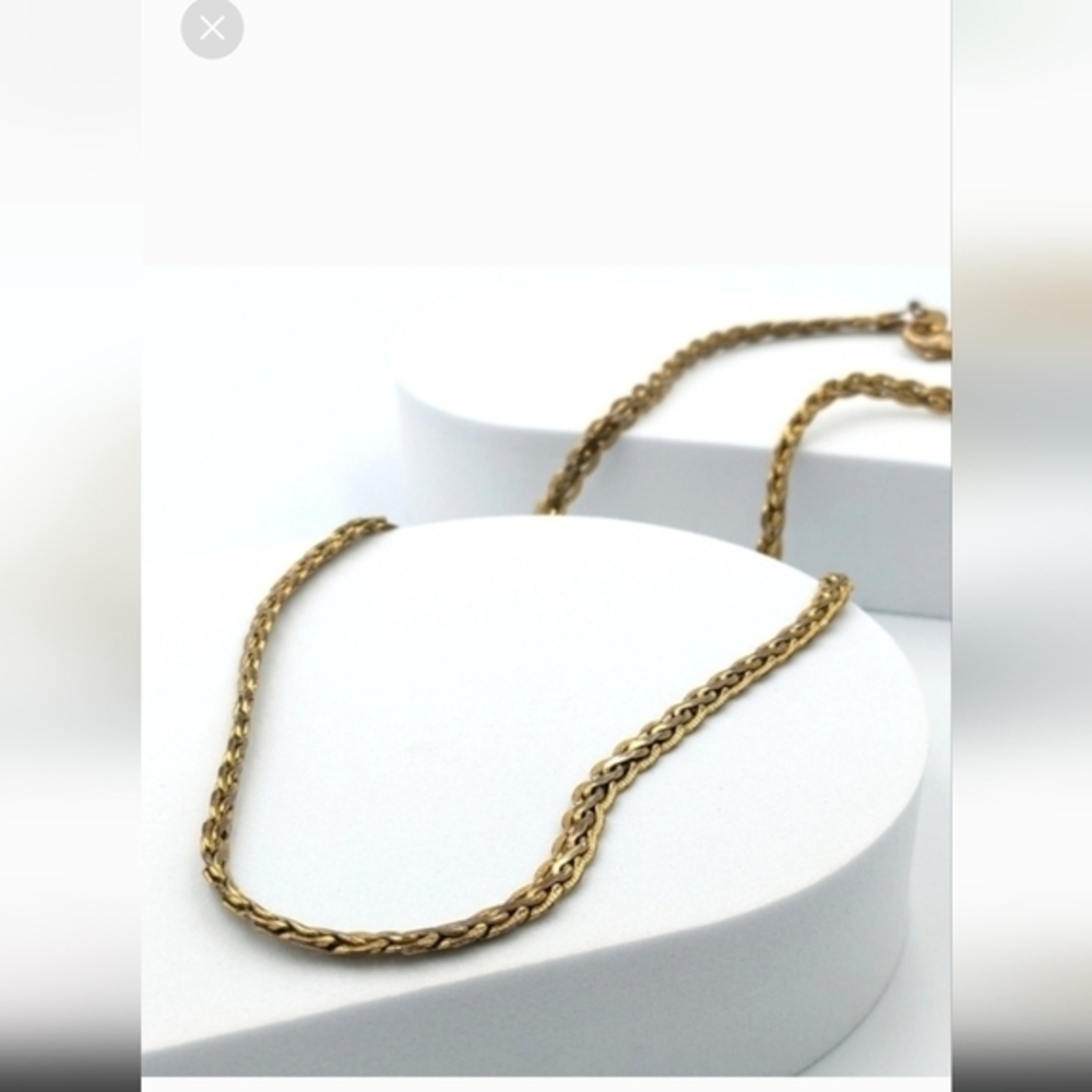 4/24$  Vintage Avon gold tone necklace chain